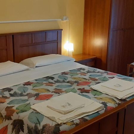 Albergo Da Peppino Poggio Mirteto Exteriör bild